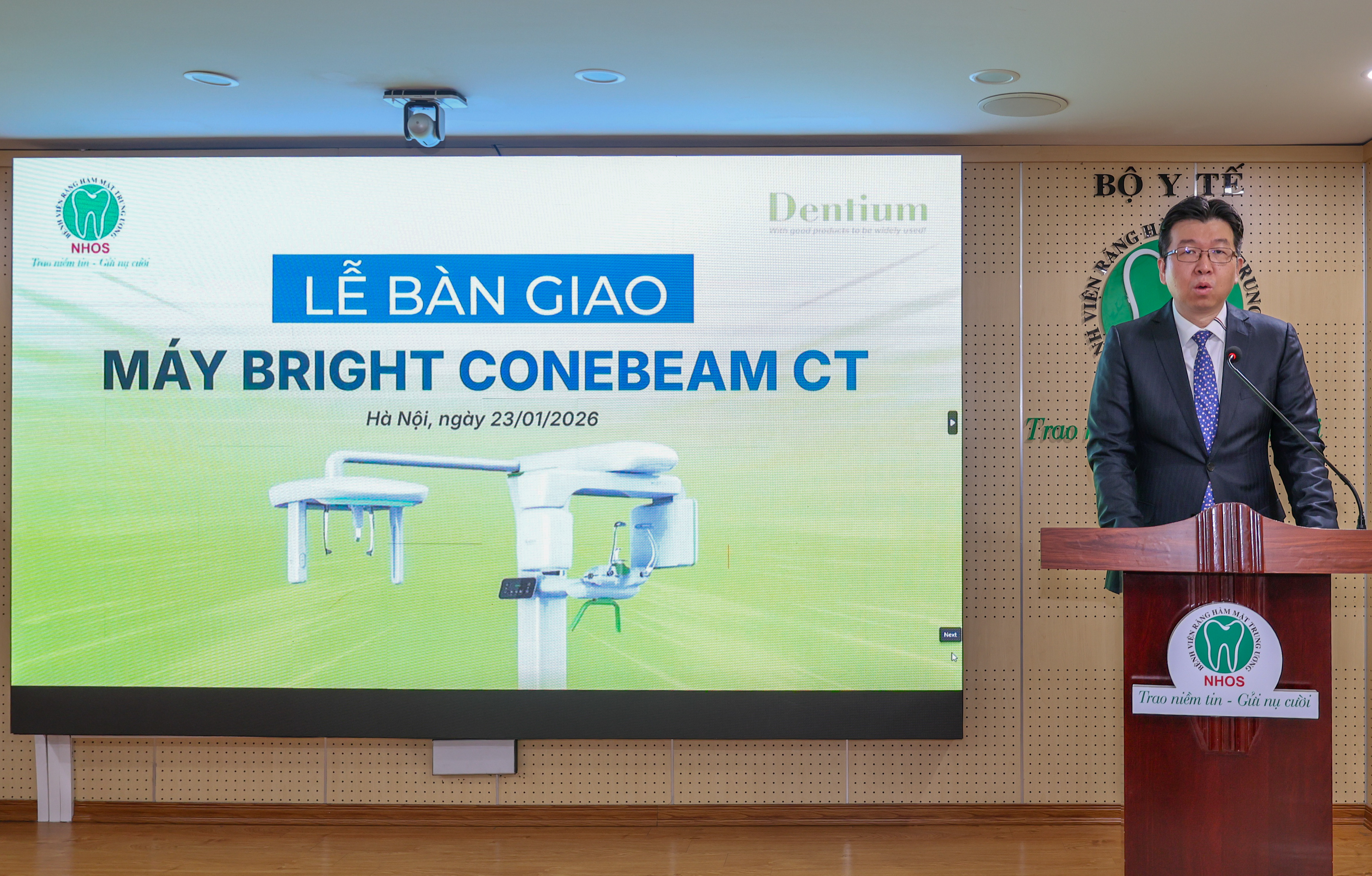 Ông Yoo Sung Won, Giám đốc Tài chính Công ty Dentium phát biểu